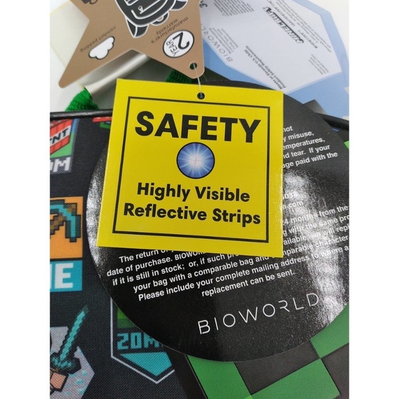 Minecraft Kids' 16" - Black Multi-Pocket School Travel or Camp Backpack NWT - Picture 5 of 6